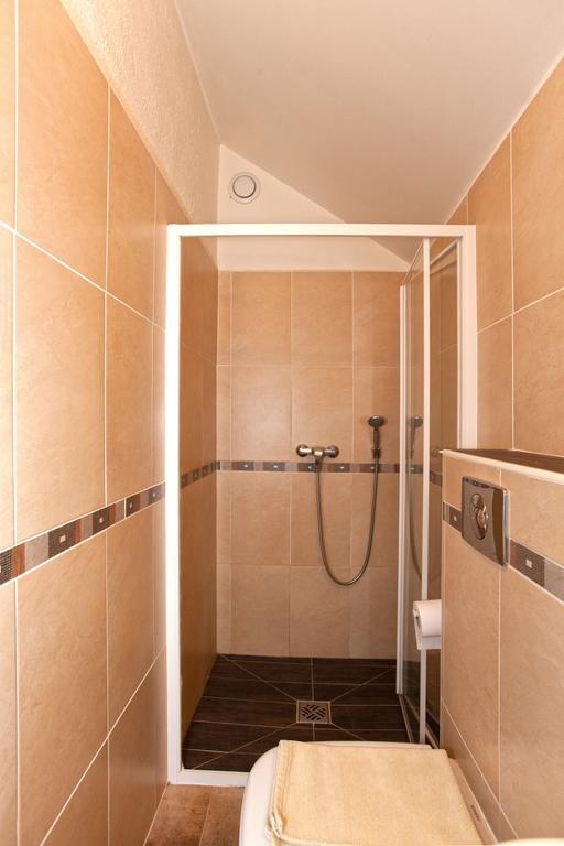 مبيت وإفطار فيزافونا Casa Alta الغرفة الصورة